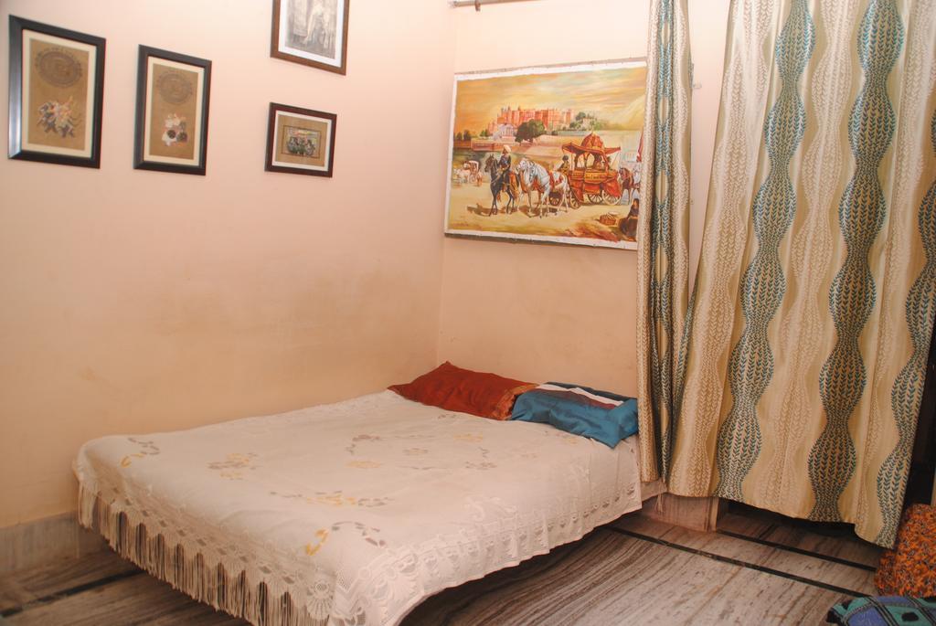 Karina Art Home Stay ไบคาเนอร์ ห้อง รูปภาพ